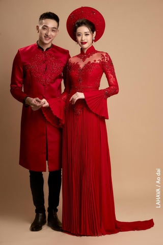 Áo dài kết hạt tạo hoạ tiết sang trọng - sale