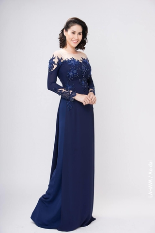 Mẫu áo dài làm sui tuổi 50 sang trọng