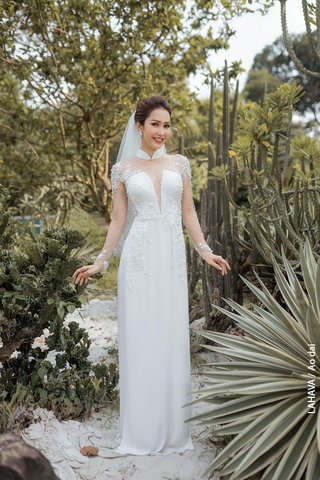 Áo dài cưới cut-out hiện đại