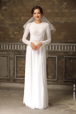 Áo dài cưới nhẹ nhàng thanh lịch