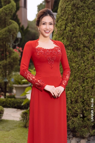 Áo dài cưới đỏ hiện đại cut out