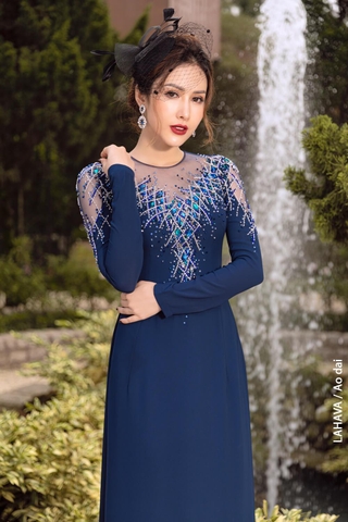 Áo dài cổ tròn hoạ tiết cườm cao cấp - Sale