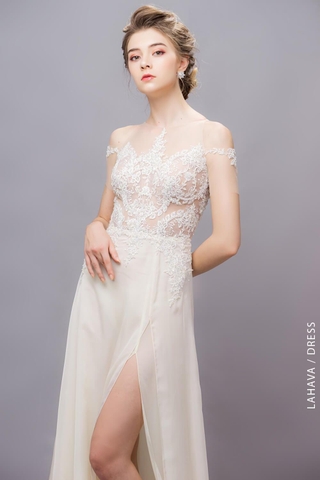 Váy dạ hội xẻ tà kết ren gợi cảm