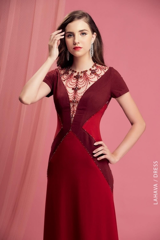 Đầm dạ hội trung niên đính kết sang trọng