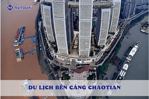 Bến cảng Chaotian - nơi hai dòng sông gặp nhau, nước không hòa lẫn
