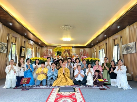 Du Xuân 2026 Cùng Lá Tía Tô