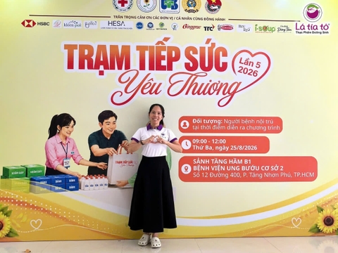 Lá Tía Tô tiếp sức yêu thương mùa Vu Lan tại Bệnh viện Ung bướu cơ sở 2 TP.HCM