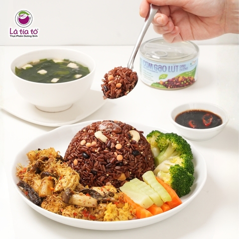 Cơm gạo lứt đỏ dinh dưỡng