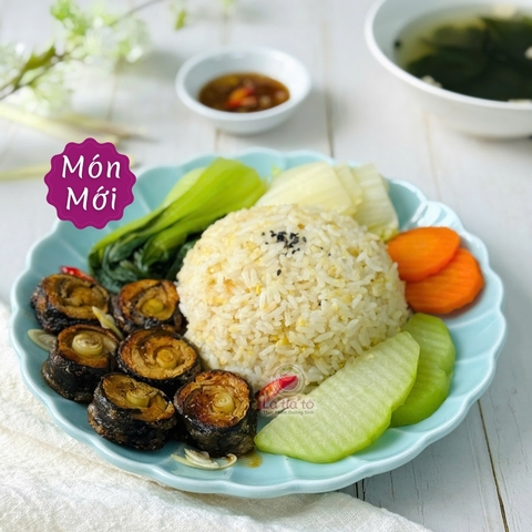 Cơm rong biển cuộn nấm