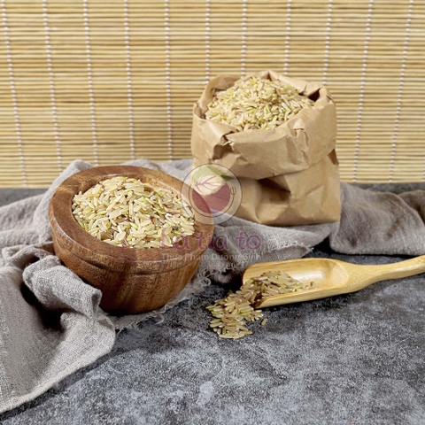 Gạo Tẻ ST25 Xát Lứt