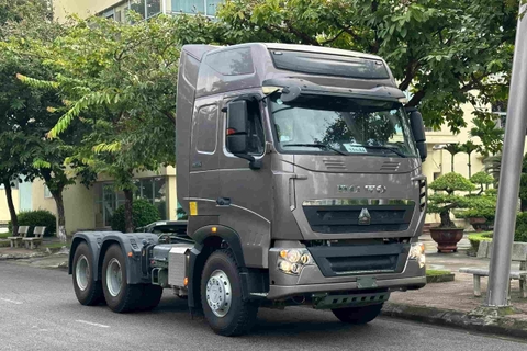 Xe Đầu Kéo Howo T7H 430 Máy WEICHAI