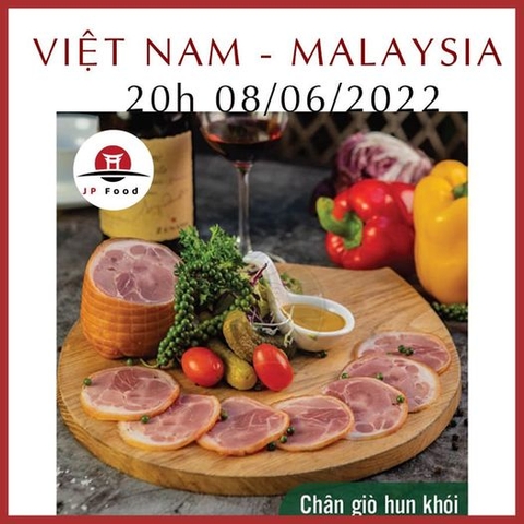 Bắp Giò Heo Hun Khói nhâm nhi xem bóng đá thì còn gì bằng nữa cả nhà ơi.