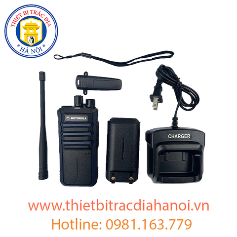 may-bo-dam-motorola-cp-1100-plus