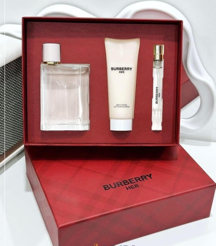 Set nước hoa nữ Burberry Her EDP