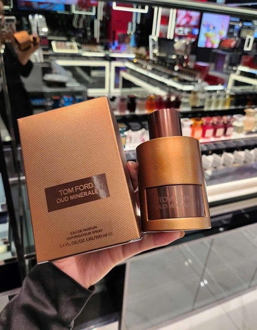 Nước hoa nam Tom Ford Oud Minérale 2023
