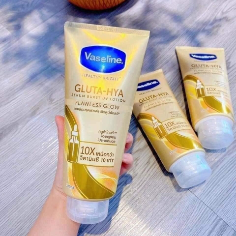 Sữa dưỡng thể Trắng Da Vaseline - vàng MP