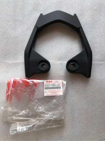 Tay nắm sau đen Raider