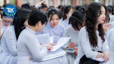 ABOLITION OF EARLY ADMISSION IN UNIVERSITY ENROLLMENT FROM MAY 5, 2025