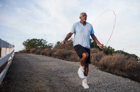 10 bài tập giảm mỡ bụng tại nhà cho nam giới tút tát lại phong độ