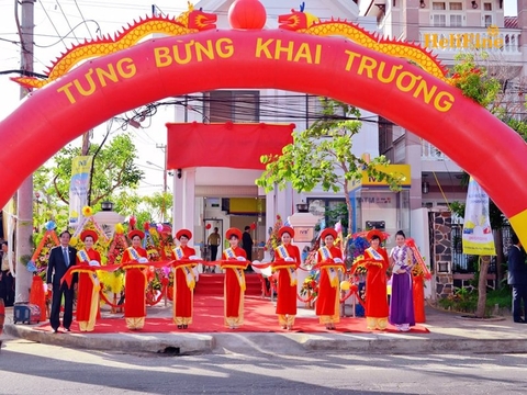 Những ý tưởng khai trương nhà hàng hồng phát thu hút khách ngay từ ngày đầu