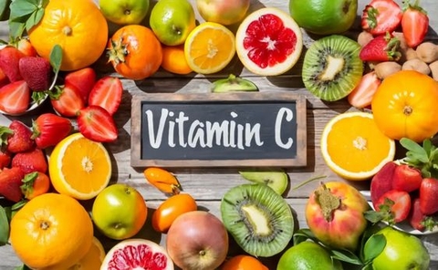 Nên ăn trái cây nào có nhiều vitamin C nhất?