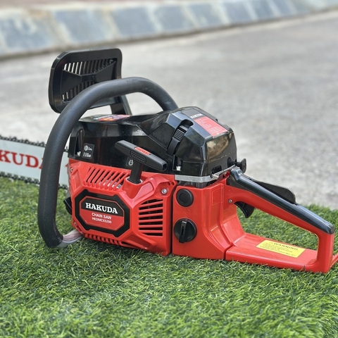Máy cưa xích HAKUDA 2.2KW HKDMCX5200 chạy xăng 2 thì