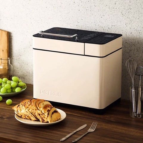 Máy làm bánh mì tự động Petrus 9600 ( tặng sách làm bánh )