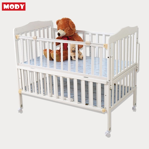 Giường cũi đa năng cho bé bằng gỗ cao cấp Mody M11873