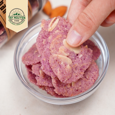 Bánh Khoai Mỡ Hạnh Nhân