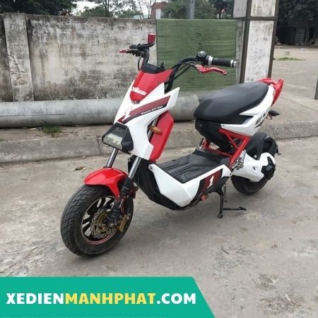 Xe điện Xmen cũ