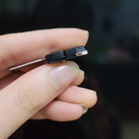 D718 và B688 lưng đồng chuẩn KEC