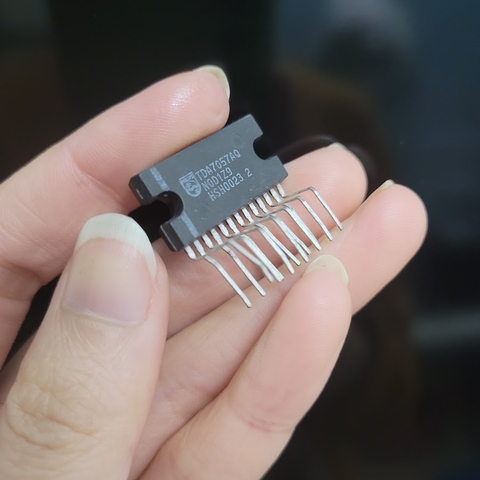 IC khuếch đại âm thanh TDA 7057