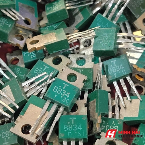 Transistor B834 và D880 tháo máy có màu xanh và đen