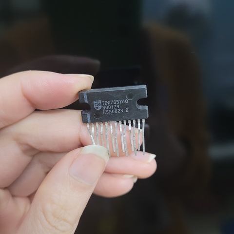 IC khuếch đại âm thanh TDA 7057
