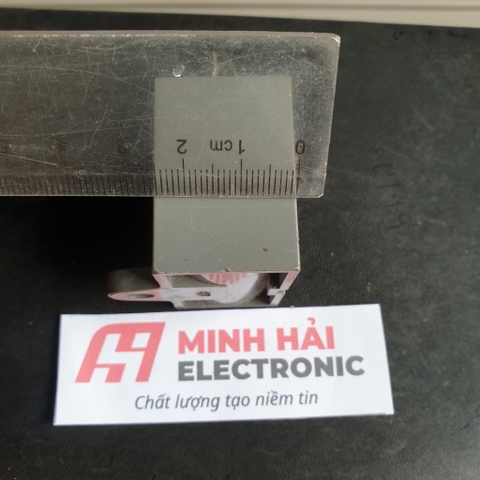 Tụ CBB611A 5uf 450V dùng trong vợt muỗi, tụ quạt điện kích thước 4.7 x 2.5 x 3.8 cm