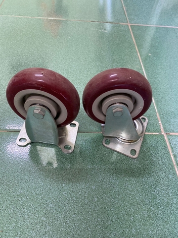 Bánh xe di động to