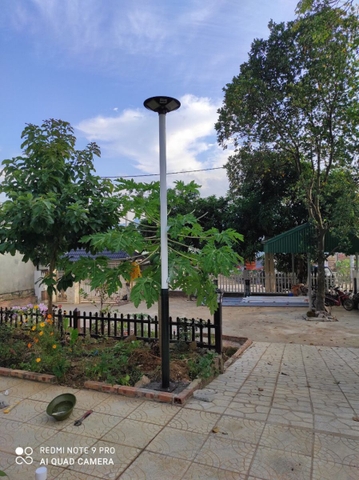 Đèn công viên năng lượng mặt trời SUNTEK SV06 90W