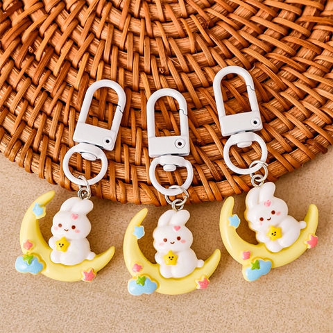 mÓC KHÓA THỎ MẶT TRĂNG