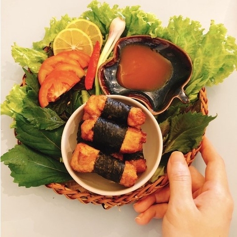 Gà cuộn rong biển CP - 1KG
