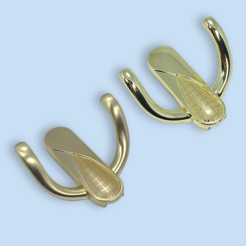 Móc treo hiện đại màu vàng SH6015