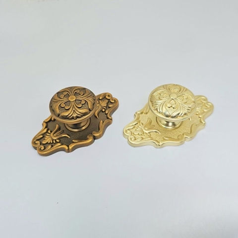 Núm tủ tân cổ điển vintage màu đồng và vàng xước SH1406