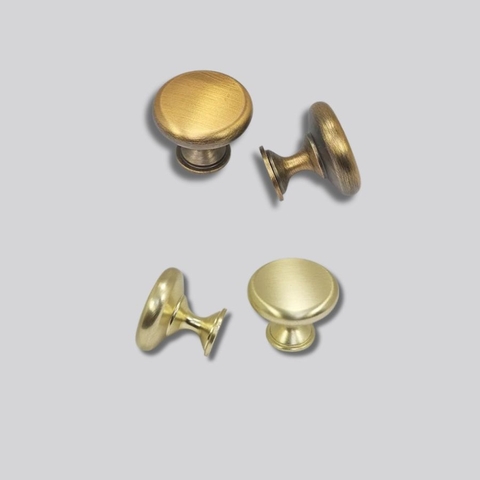 Núm tủ hiện đại màu vàng mờ và vàng đồng SH2329