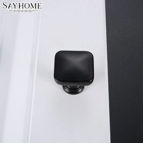 Núm tủ hiện đại màu vàng mờ, vàng gold, đen mờ, bạc và bạc bóng SH5502