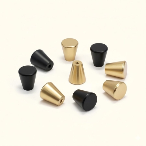 Núm tủ hiện đại màu vàng mờ và đen mờ SH5557