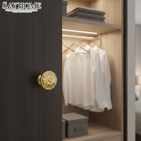 Núm tủ tân cổ điển vintage màu vàng gold SH8297