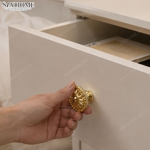 Núm tủ tân cổ điển vintage màu vàng gold SH82V97N tại thành phố Hồ Chí Minh