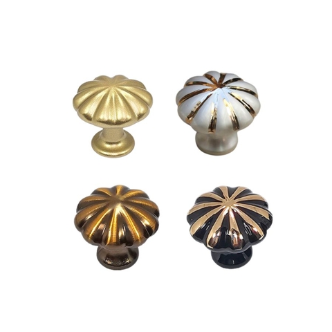 Núm tủ cổ điển màu vàng, trắng, đồng cổ SH8853