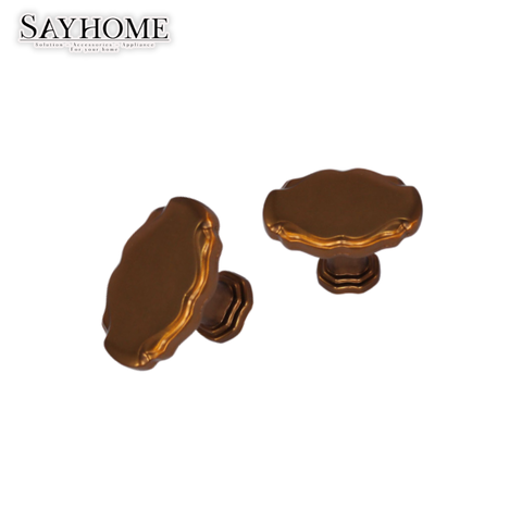 Núm tủ hiện đại màu đồng SH8887