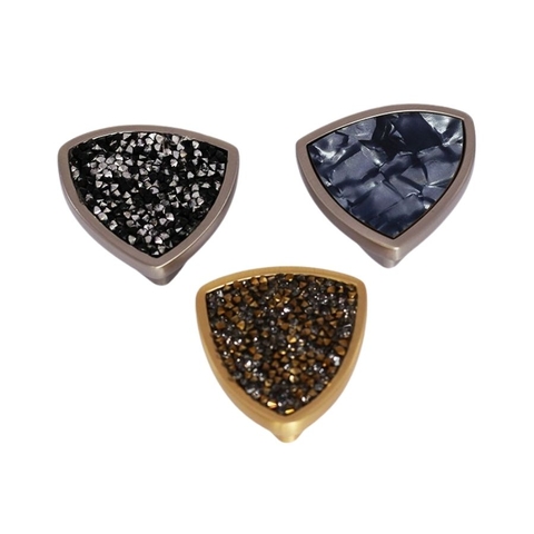 Núm tủ hiện đại đính đá màu vàng xước và bạc xước SH8972