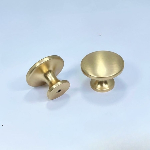 Núm tủ hiện đại màu vàng mờ SH2809